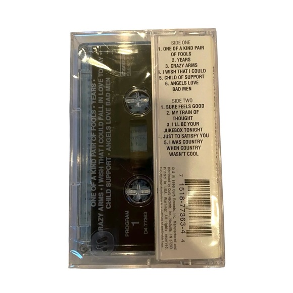 Vintage 1996 Barbara Mandrell Greatest Country Hits Cassette Tape Music - Picture 2 of 2